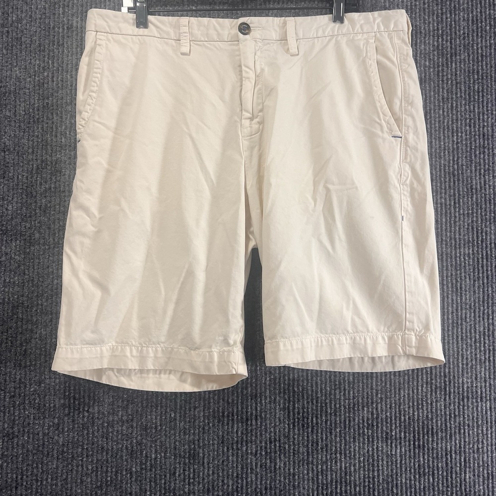 Tommy Bahama Mens 36 Pima Cotton Silk Bermuda Shorts Cream Beige Flat Front